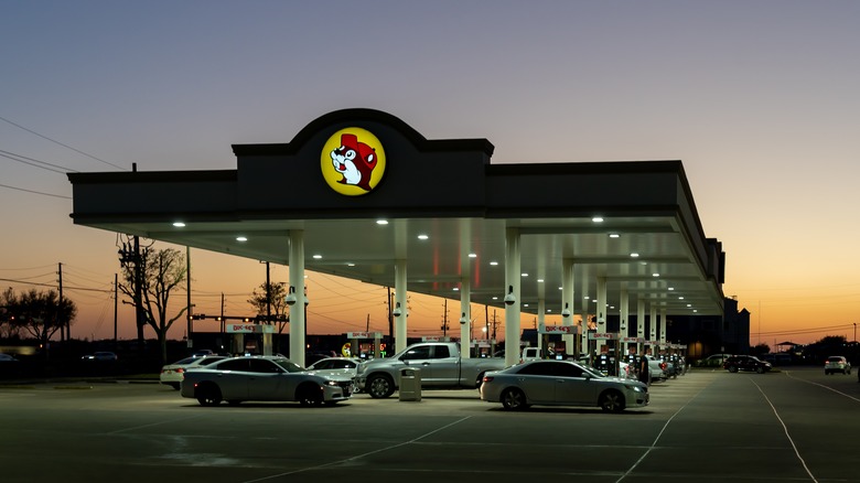 Buc-ee's gas station at night
