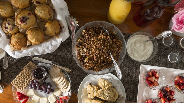 breakfast spread at new england inn